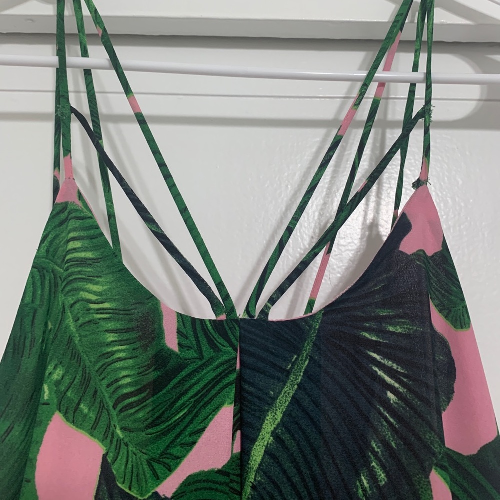 Flowy sleeveless dress With palm leaves - Picture 3 of 4